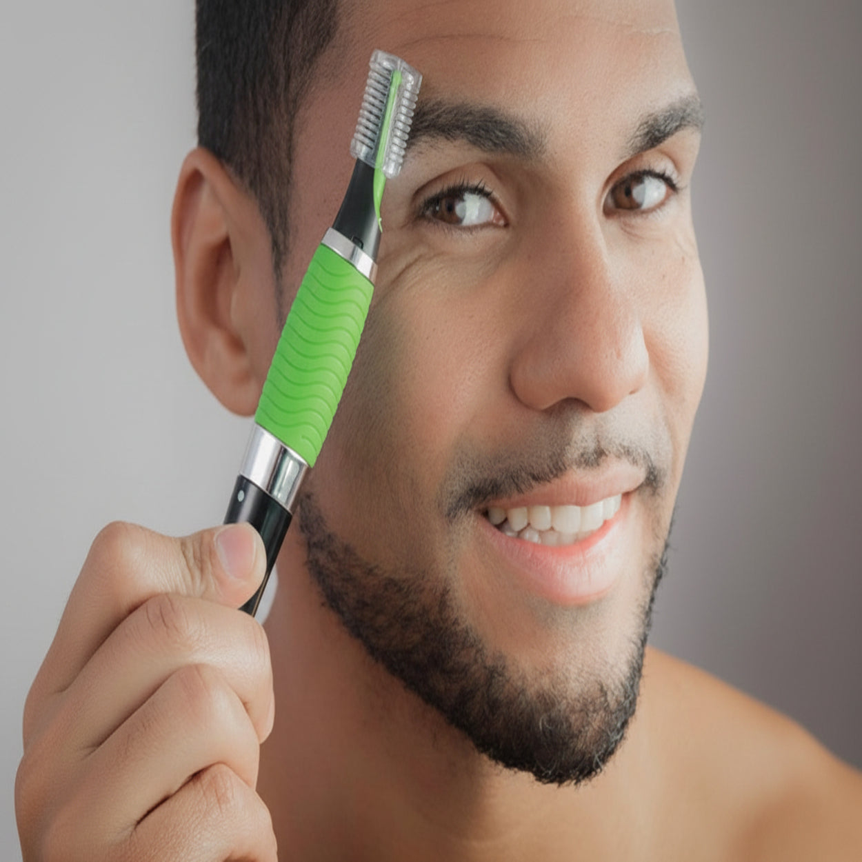 Cortapelos eléctrico de precisión con LED - LÚMERA™ LightCut Pro